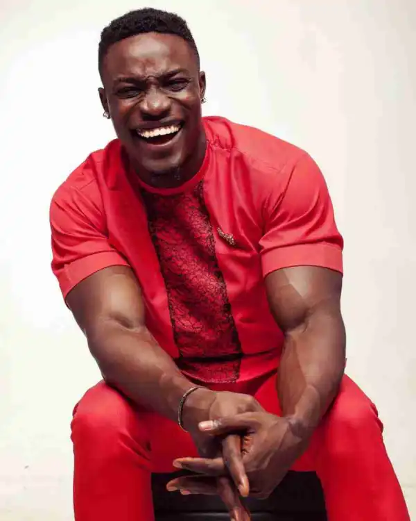 "Laugh So Hard Your Your Chin Aches": BBNaija Bassey Shows Off His Muscle In New Photo